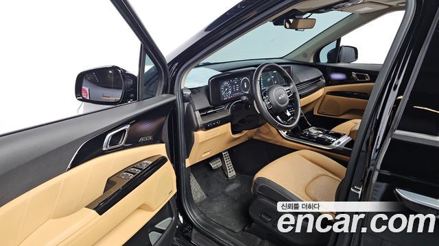 Kia Canival 2023 — photo 18