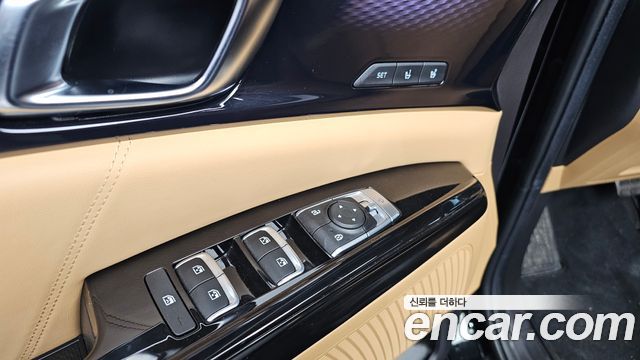Kia Canival 2023 — photo 25