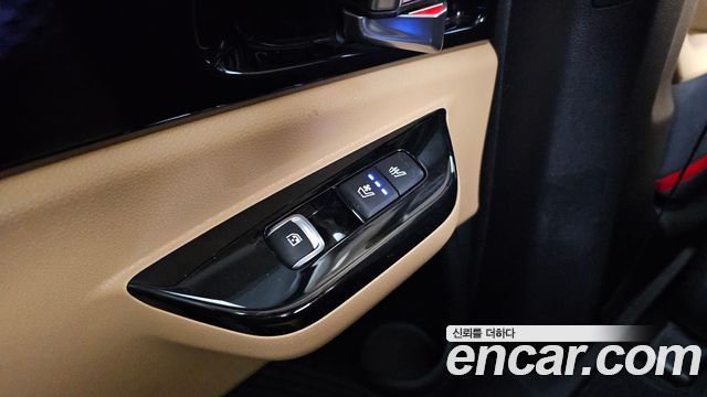 Kia Canival 2023 — photo 29