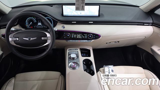 Genesis GV70 2023 — photo 10
