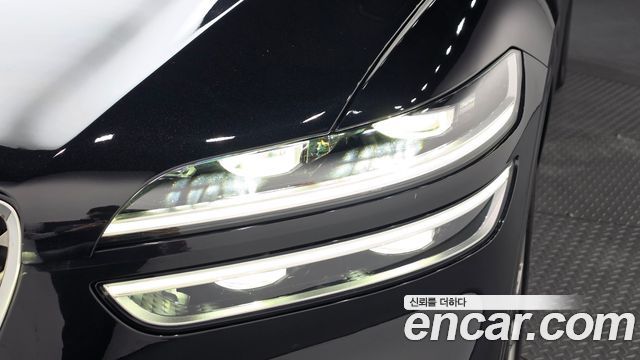 Genesis GV70 2023 — photo 8
