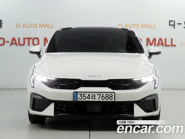 Kia K5 2025 — photo 2