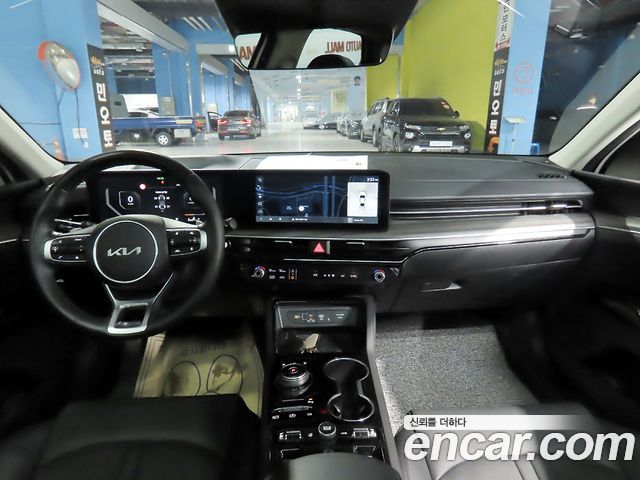 Kia K5 2025 — photo 5