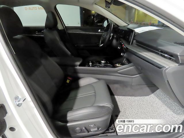 Kia K5 2025 — photo 8