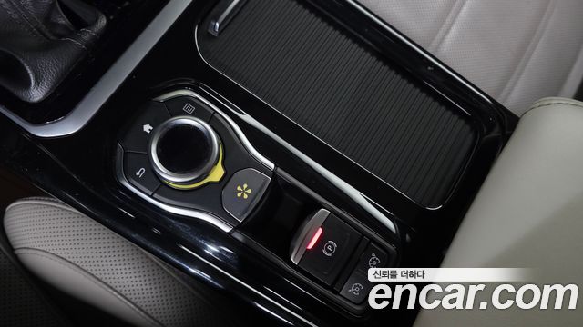 Renault Korea SM6 2017 — photo 23