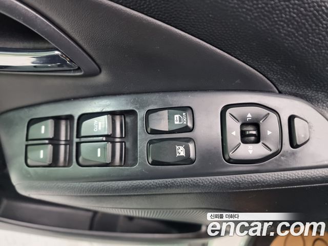 Hyundai Tucson 2011 — photo 12