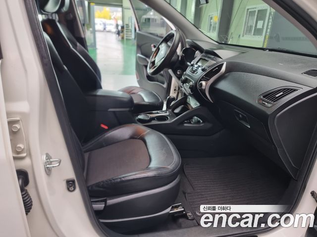 Hyundai Tucson 2011 — photo 17