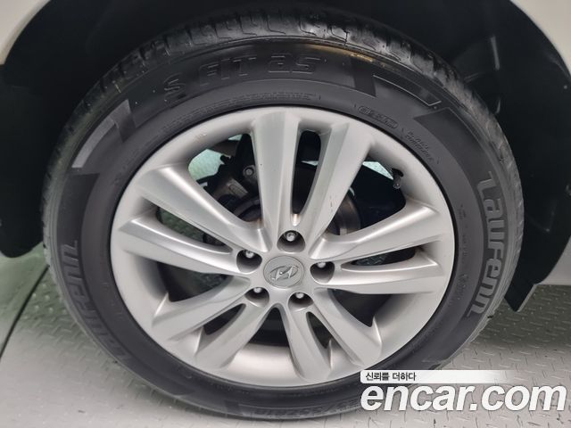 Hyundai Tucson 2011 — photo 19