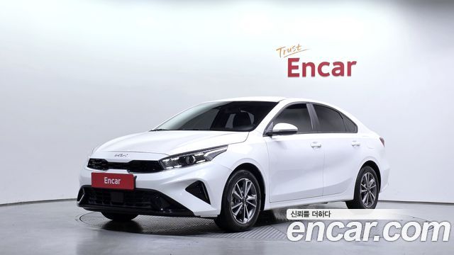 Kia K3 2023 — photo 1