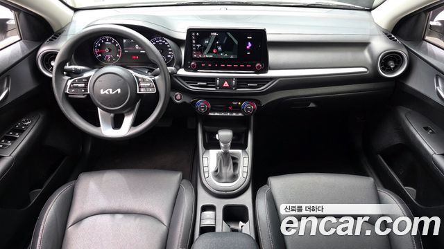 Kia K3 2023 — photo 7