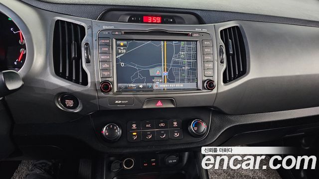 Kia Sportage 2016 — photo 16