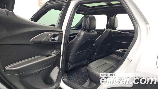 Chevrolet Korea Trailblazer 2021 — photo 11