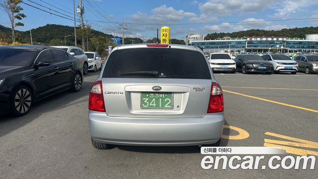 Kia Cerato 2006 — photo 3