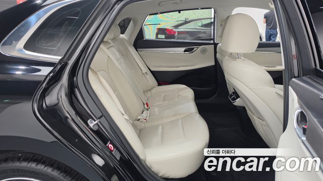 Hyundai Grandeur 2023 — photo 17