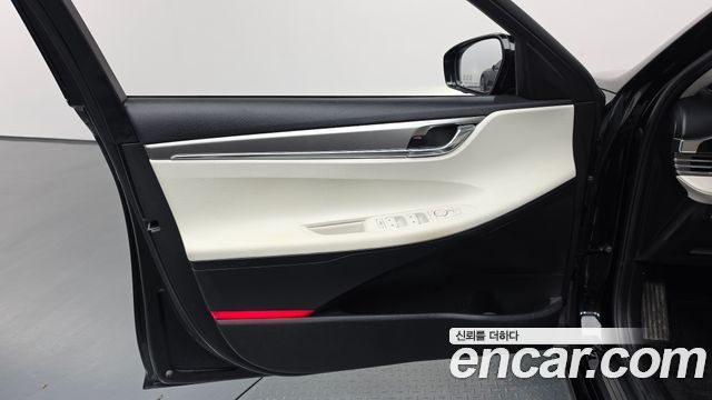 Hyundai Grandeur 2023 — photo 14