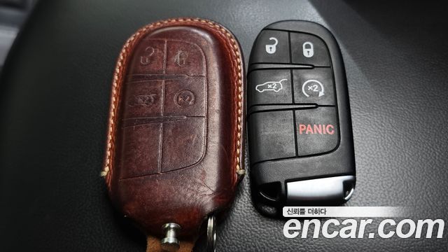 Jeep Cherokee 2019 — photo 23