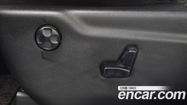 Jeep Cherokee 2019 — photo 31