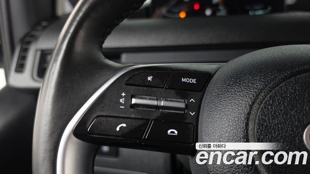 Hyundai Staria 2025 — photo 22