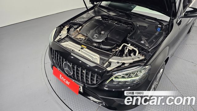 Mercedes-Benz C-Class 2020 — photo 6