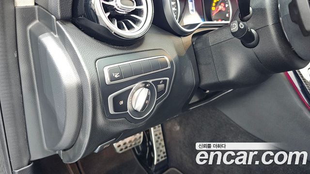 Mercedes-Benz C-Class 2020 — photo 22