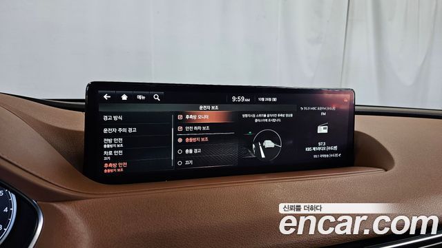 Genesis G80 2021 — photo 22