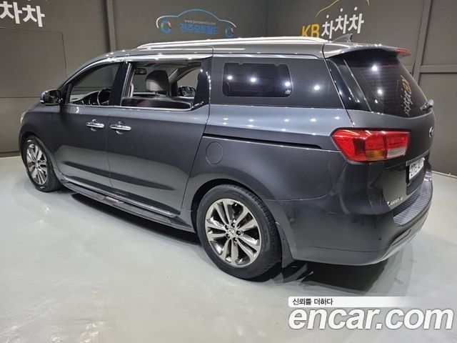Kia Canival 2018 — photo 6