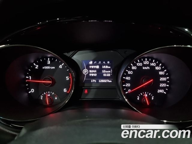 Kia Canival 2018 — photo 18