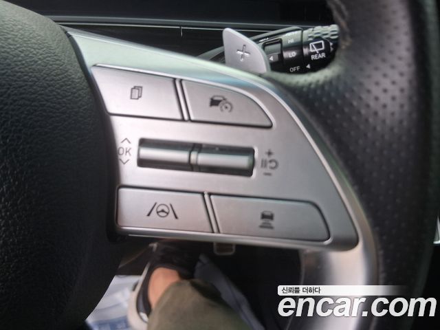Hyundai Staria 2022 — photo 7