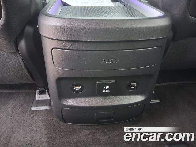 Hyundai Staria 2022 — photo 19