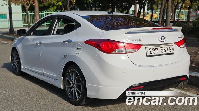 Hyundai AVANTE 2012 — photo 2