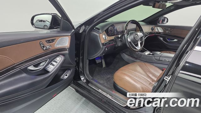 Mercedes-Benz S-Class 2018 — photo 10