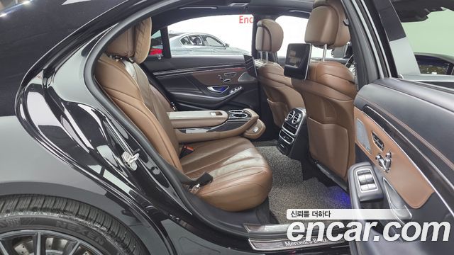Mercedes-Benz S-Class 2018 — photo 12