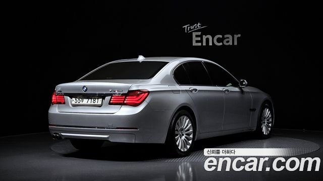 BMW 7-Series 2014 — photo 2