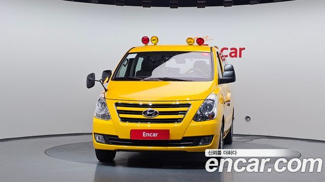 Hyundai Starex 2017 — photo 3