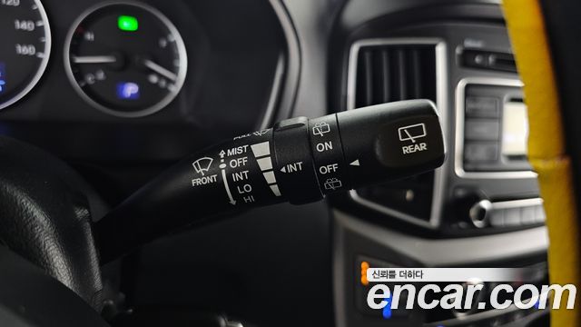Hyundai Starex 2017 — photo 31