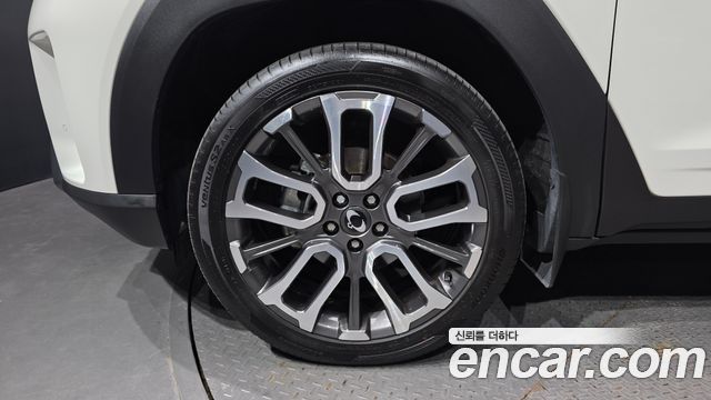 KG Mobility Torres 2025 — photo 5