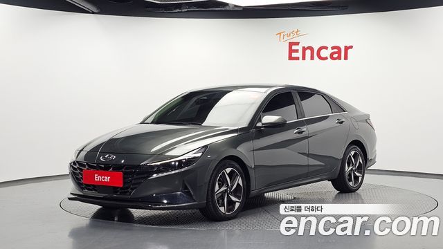 Hyundai AVANTE 2023 — photo 1