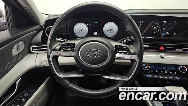Hyundai AVANTE 2023 — photo 19