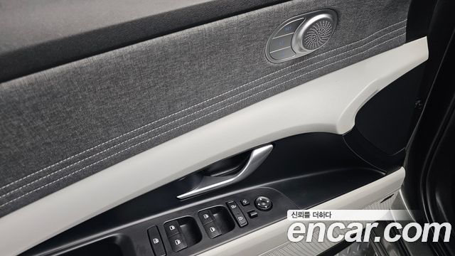 Hyundai AVANTE 2023 — photo 22