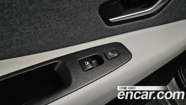 Hyundai AVANTE 2023 — photo 24