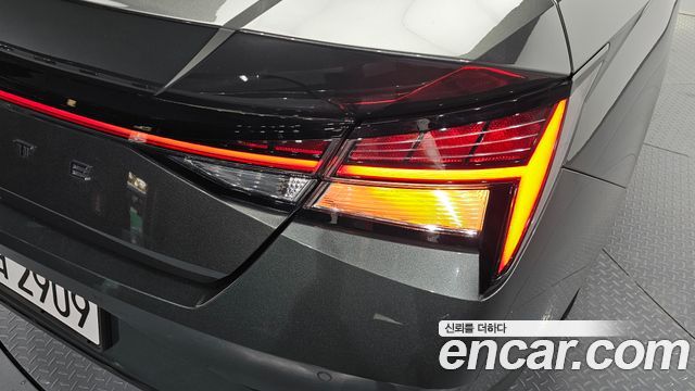 Hyundai AVANTE 2023 — photo 9