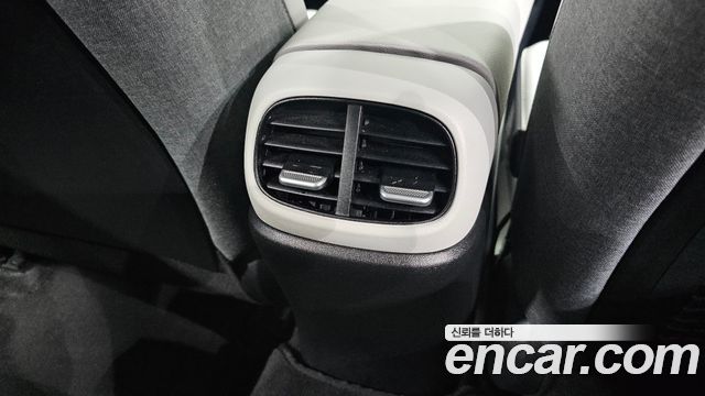 Hyundai AVANTE 2023 — photo 30
