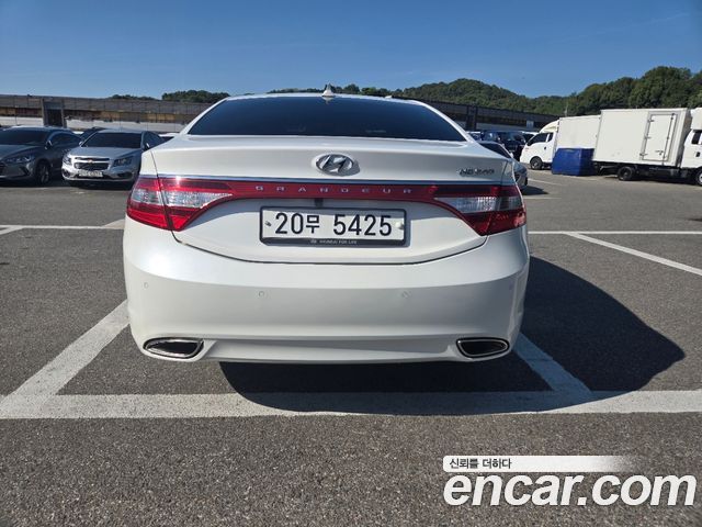 Hyundai Grandeur 2012 — photo 9