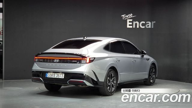 Hyundai Sonata 2025 — photo 2