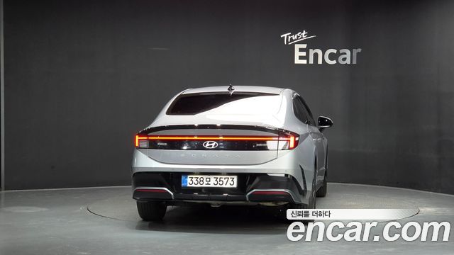 Hyundai Sonata 2025 — photo 4