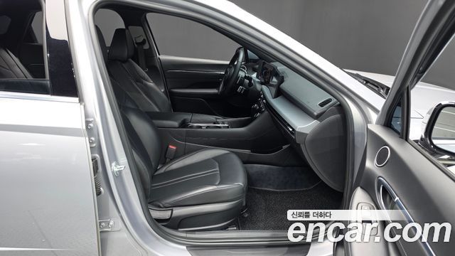 Hyundai Sonata 2025 — photo 16