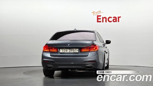 BMW 5-Series 2018 — photo 4