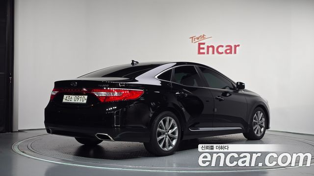 Hyundai Grandeur 2017 — photo 2