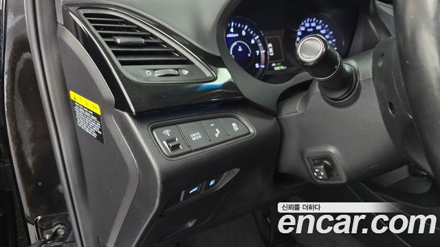 Hyundai Grandeur 2017 — photo 16