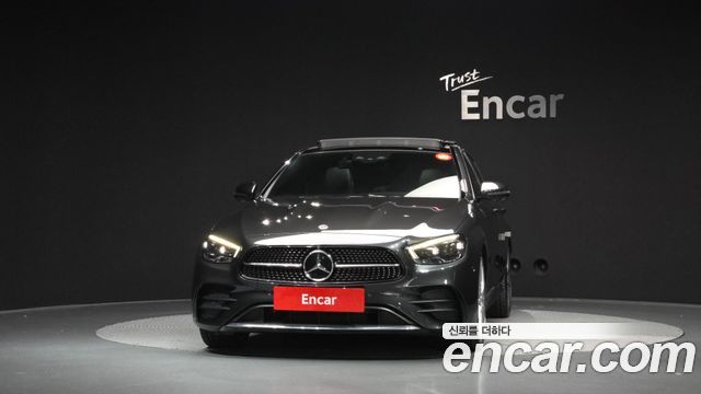 Mercedes-Benz E-Class 2021 — photo 3